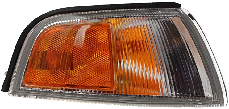 RT Parklamp assy MITSUBISHI MIRAGE 1997-2002 Info: 4dr sedan; park/signal combo