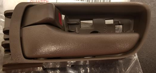 [69206-AE010-E1] LT Inside door handle TOYOTA SIENNA 2004-2010