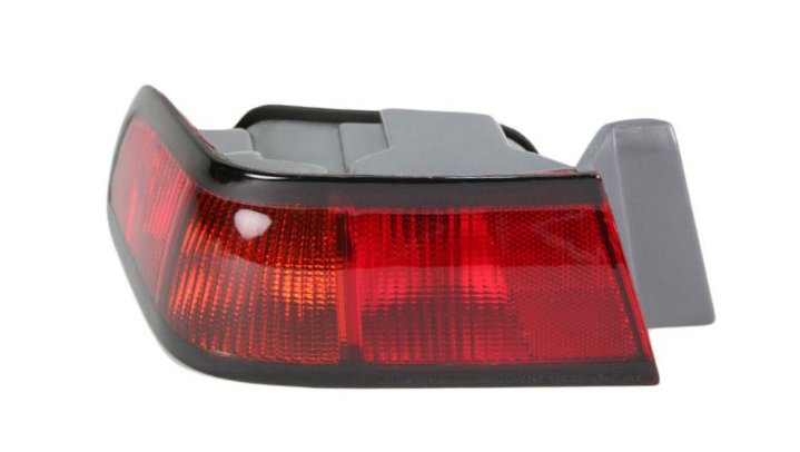 [TO2819103] RT Taillamp lens/housing TOYOTA CAMRY 1997-1999 w/NAL brand lamps 